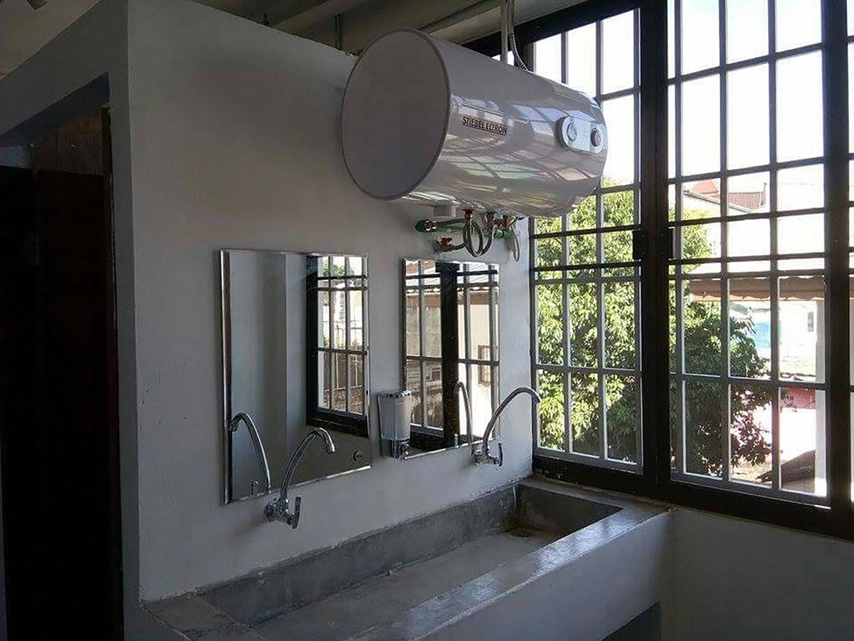 Yellow Flower Hostel Τσιανγκ Ράϊ Εξωτερικό φωτογραφία