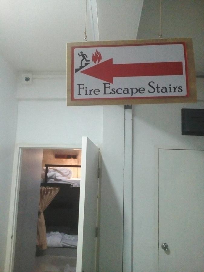 Yellow Flower Hostel Τσιανγκ Ράϊ Εξωτερικό φωτογραφία