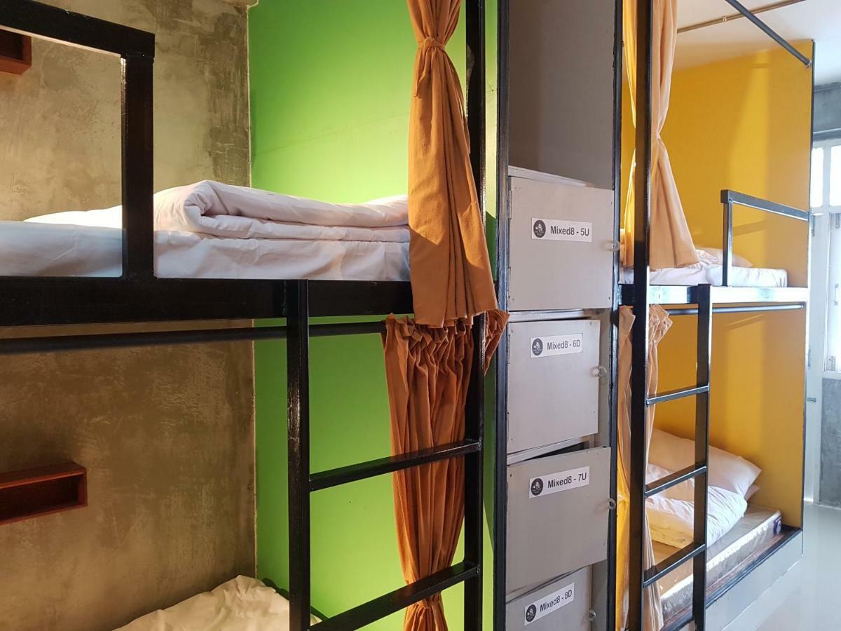 Yellow Flower Hostel Τσιανγκ Ράϊ Εξωτερικό φωτογραφία