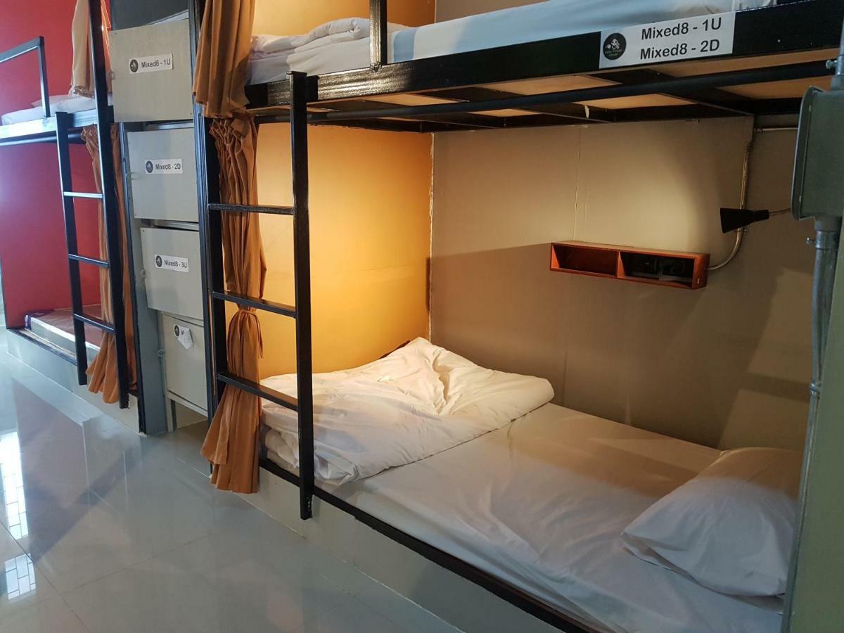 Yellow Flower Hostel Τσιανγκ Ράϊ Εξωτερικό φωτογραφία